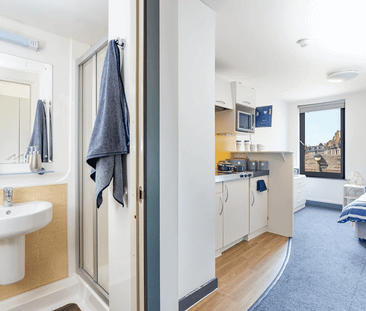 Silver Studio - Photo 1