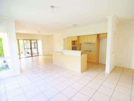 15 Parry Street, 4509, North Lakes Qld - Photo 2