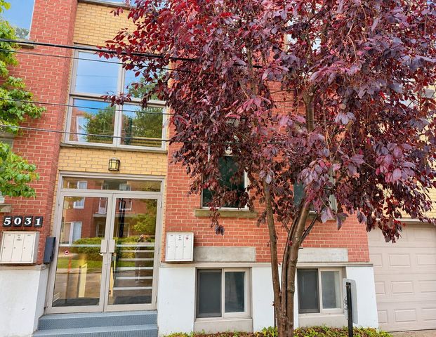 À louer / Appartement - Photo 1