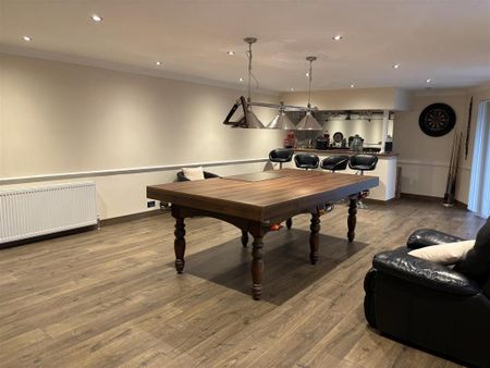 4 bedroom detached house to rent - Photo 4