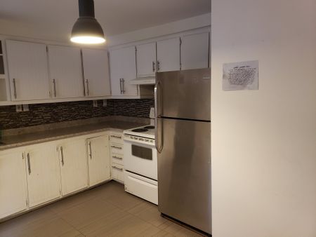 Rue St-Timothée, H2L 3P3, Montréal - Photo 5