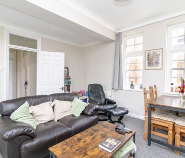 2 bedroom terraced house to rent - Photo 3