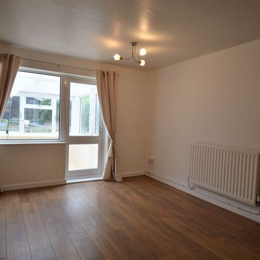 2 bedroom detached house to rent - Photo 1