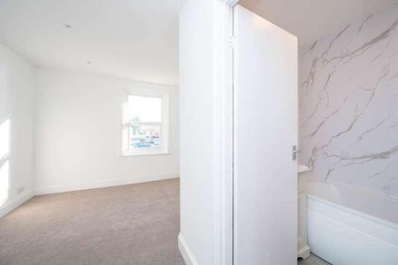 Daux Way, Billingshurst, RH14 - Photo 4