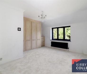 5 bedroom detached house to rent - Photo 5