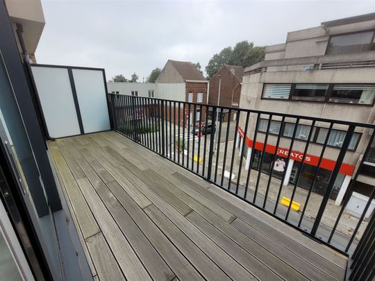 Appartement met 2 kamers + terras + staanplaats - Foto 1