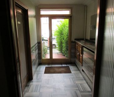 Studio te huur in Elsene voor € 940 met 1 slaapkamer - Photo 3