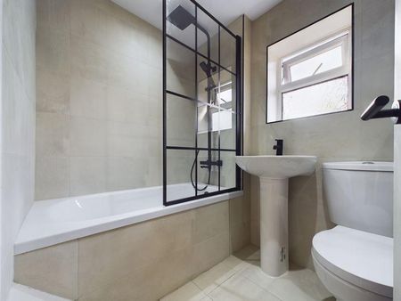 2 bedroom terraced house to rent - Photo 5