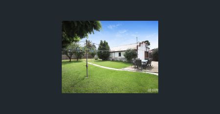 Well Presented Family Home - Photo 3