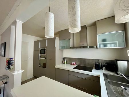 Location appartement 3 pièces, 67.80m², Reims - Photo 3