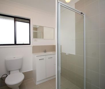 2/31 Defiance Road, Woodridge QLD 4114 - Townhouse For Rent | Domain - Photo 5