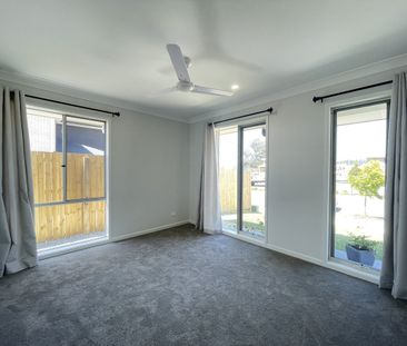 Conveniently Located Family Home - So Close to Everything - Photo 6
