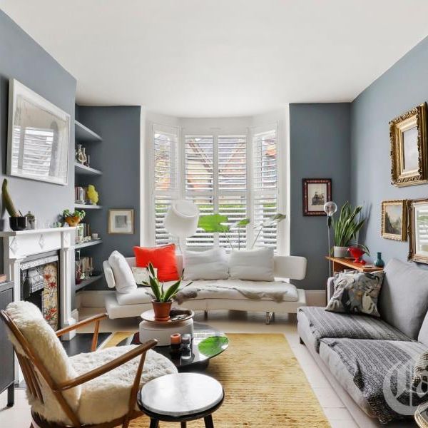 4 bedroom end of terrace house to rent - Photo 1