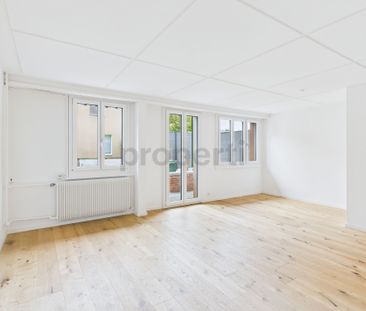 Charming 4.5-room Rhine family house in a quiet location of Langenthal - Photo 1