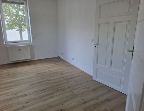 Villenstil, 6-Zimmer-Mietwohnung / Büro in 97421 Schweinfurt (ID 1574) - Foto 1