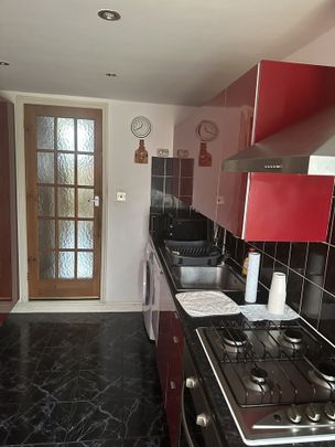 3 Bed Terraced House, Denmark Road, SE25 - Photo 1