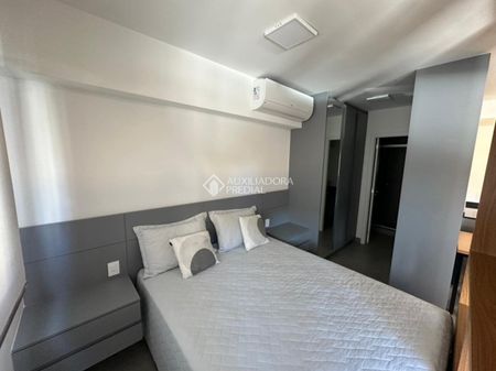 Loft com 1 quarto e 38m² para alugar em Chácara das Pedras, Porto Alegre. - Foto 3