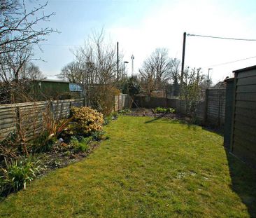 2 bedroom terraced house to rent - Photo 2