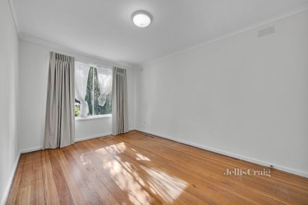 1/6 New Street, Ringwood - Photo 2