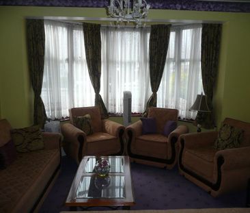 3 bedroom terraced house to rent - Photo 3