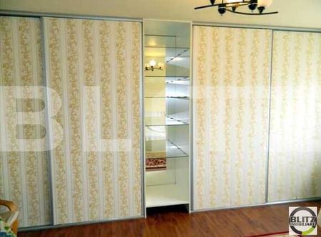 3 camere, 77 mp, decomandat, parcare, zona Kaufland - Photo 2