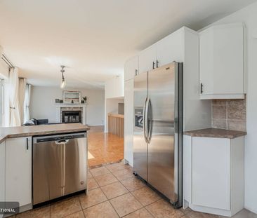 MPI006 - House Pierrefonds, Montreal - Photo 1
