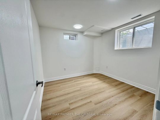 62 Phoenix Boulevard #Bsmt - Photo 1