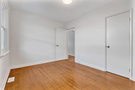 For Lease - 80 East 41st Street, Hamilton, Ontario - Photo 3