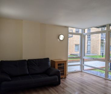 1 Bed Flat, Lowry House, E14 - Photo 3