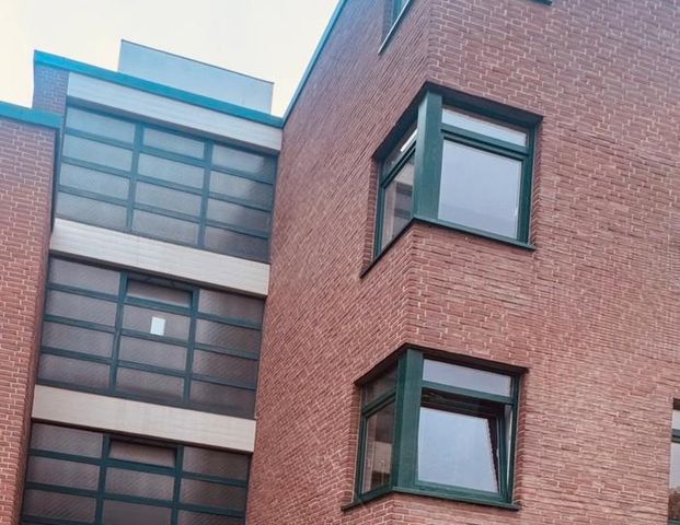 3 Zimmer WHG / 80qm / saniert / Aufzug / Garage /Top Lage - Foto 1