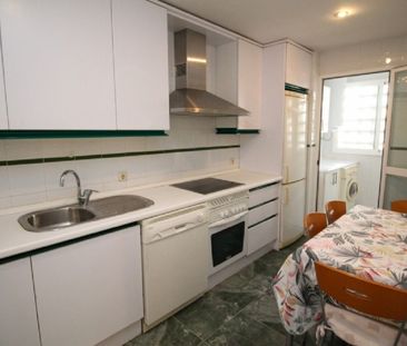 2 Bedroom Apartment For Rent in The Golden Mile, Málaga - Photo 1