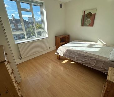 Room in a Shared Flat, Vauxhall Street, SE11 - Photo 4