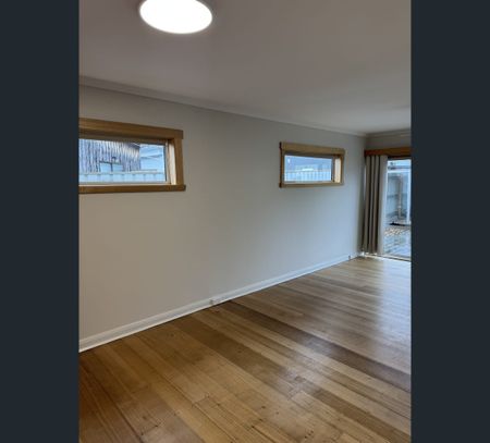 69 Sorell Street, Devonport, Tas 7310 - Photo 4