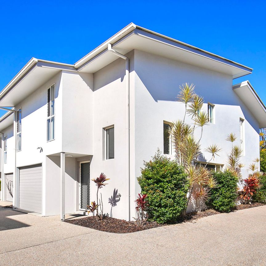 Modern Townhouse Located in the Heart of Maroochydore&excl; - Photo 1