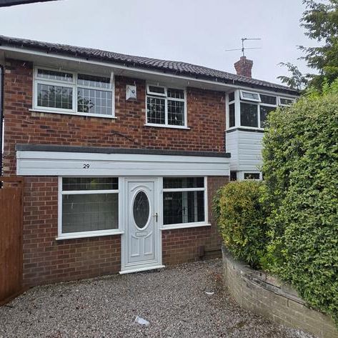 5 bedroom detached house to rent - Photo 1