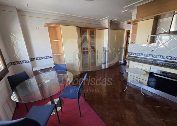 Apartamento T4 em Lisboa