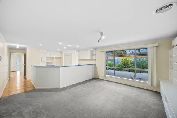 Stunning Home In Popular Alfredton - Photo 1