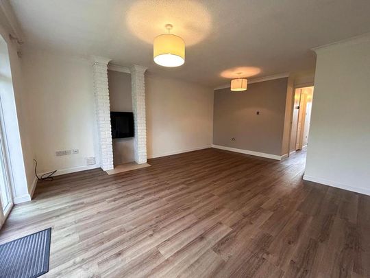 2 bedroom link detached house to rent - Photo 1