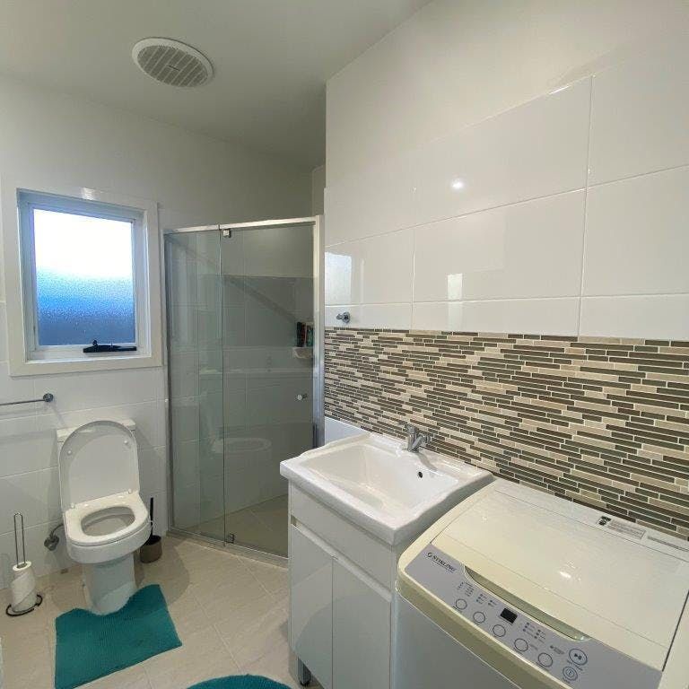 Large freestanding Granny Flat! - Photo 1