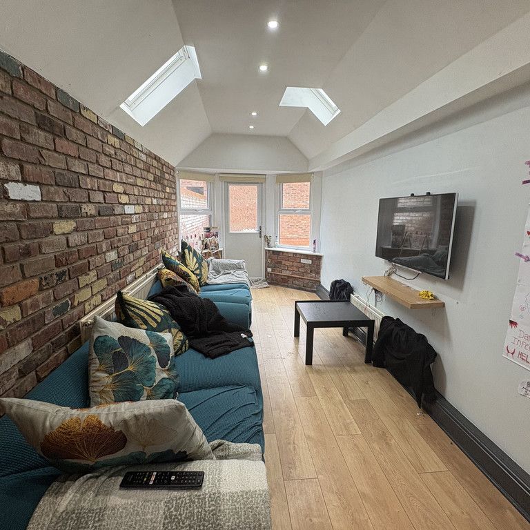 Clarence Street, Gillygate - P10836 - Photo 1