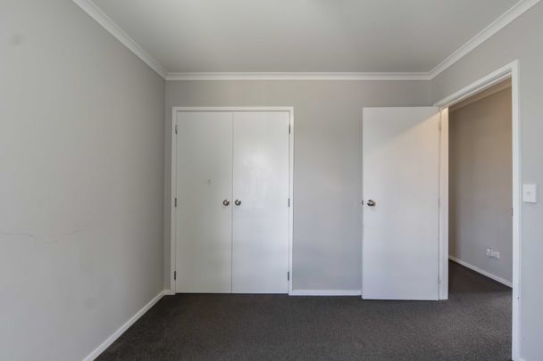 Executive Family Home - Photo 1