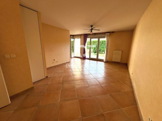 Location Appartement 4 pièces 84m² CROLLES 38920 - Photo 1
