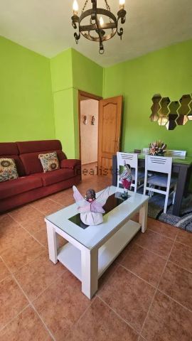 Alquiler de piso en Calle Cabo de Gata - Photo 5