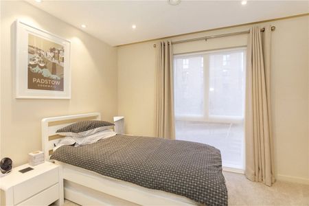 A 2 bedroom apartment in a prime city centre location and benefitting from a concierge service. - Photo 5