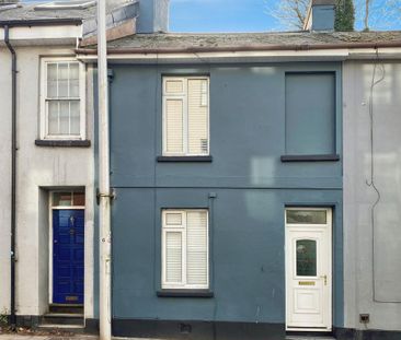 2 bedroom terraced house to rent - Photo 2