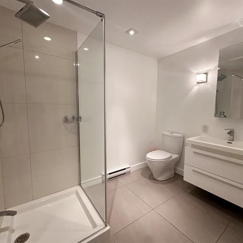 865 Av. Plymouth - Photo 1
