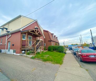 $1,300 / 1 br / 1 ba / 450 sqft 1BR Duplex in Hamilton - Photo 2