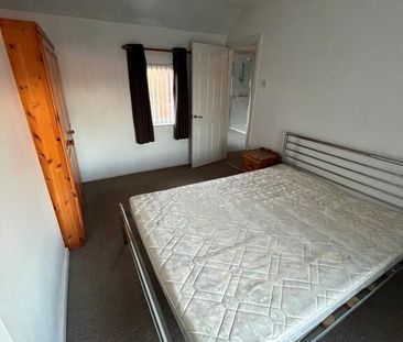 91 Seaview Drive, Belfast, BT15 3ND - Photo 2