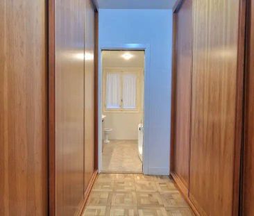 Piso de alquiler en Antiguo - Photo 1