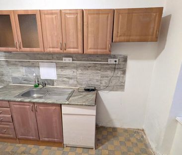 Pronájem bytu 1+1 35 m² - Photo 1